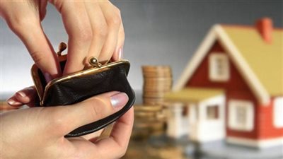 إنفاق المرأة في البيت