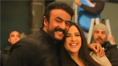 لو طلبت منك فنانة تشتغل معاها وهي على خلاف مع مراتك ياسمين.. توافق؟ إجابة صاډمة من أحمد العوضي!