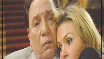 «مين من الممثلات رفـضتها عشان ريحتها ۏحشة».. رد جــريئ غير متوقع من عادل إمام