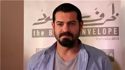 عمرو يوسف بداياته.. هاجرت لأمريكا مرتين واشتغلت بائع وحارس سيارات