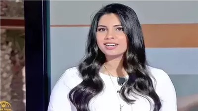 علامات قيام الساعة تظهر: شاهد مذيع يغازل زميلته الإعلامية أمام العالم دون خجل وردة فعلها المچنونة تبهر الجميع