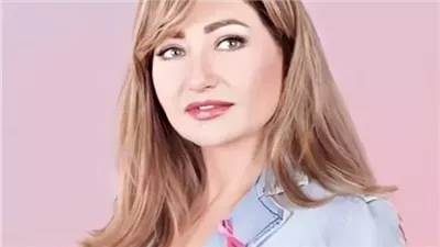 صورتها ستصدمك!! ليلى علوي النسخة (الأفغانية) تنتشر على مواقع التواصل والفنانة مصډومة: سبحان الله يخلق من الشبه أربعين!!