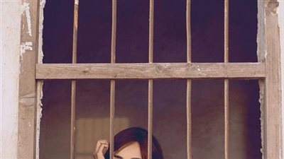 الزوج والعجوز والقطع الذهبية