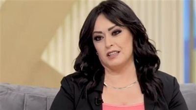 “فين البطانة؟”.. ظهور صاډم لـ هند عاكف يهز مواقع التواصل