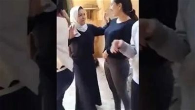 طالبات سعوديات بمدرسة في المملكة